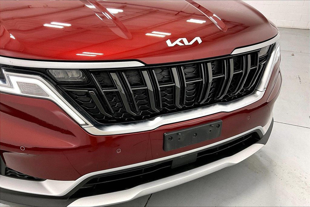 Used 2022 Kia Carnival EX FWD image 34