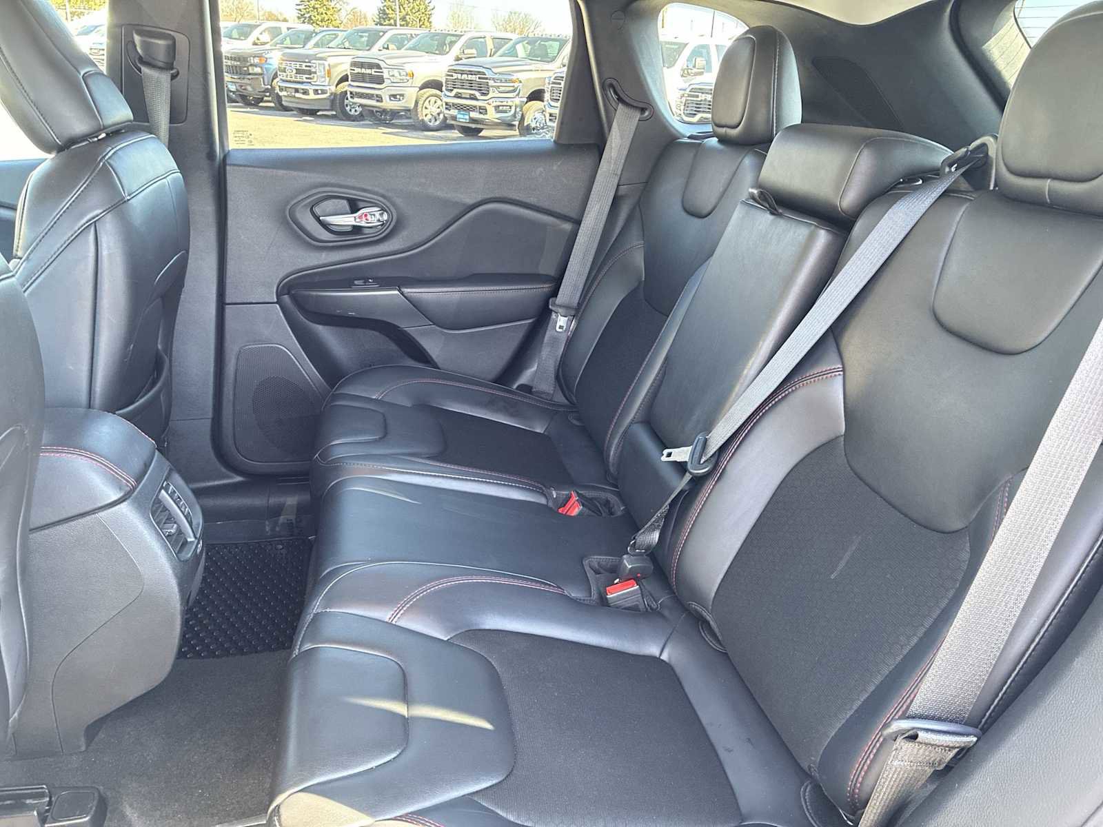 Certified 2020 Jeep Cherokee Trailhawk image 23