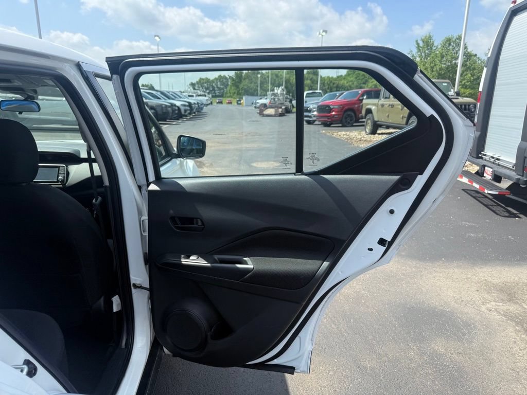 Used 2023 Nissan Kicks S FWD image 43