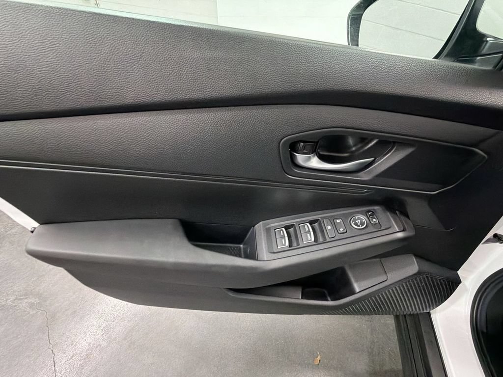 Certified 2025 Honda Accord LX image 21