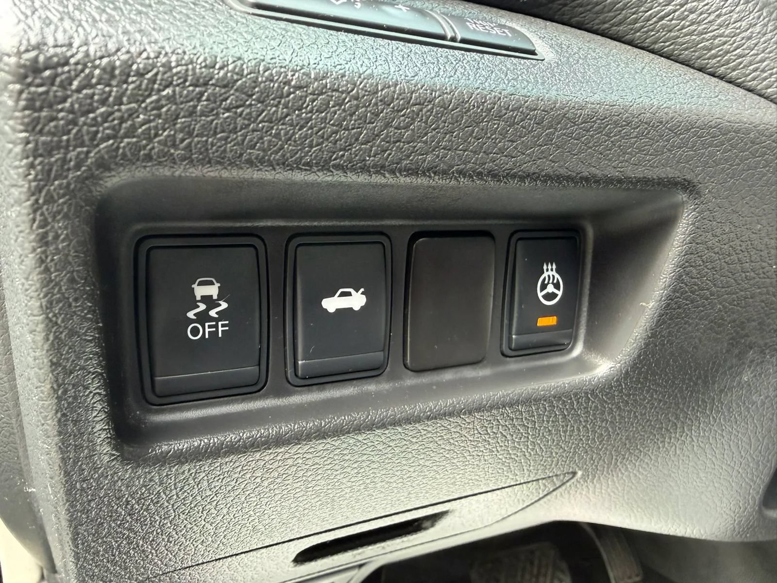 Used 2013 Nissan Altima 2.5 SL FWD image 23