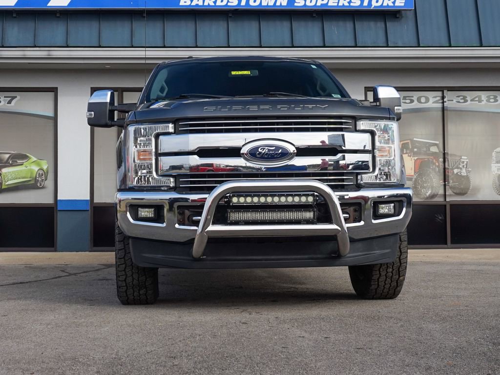 Used 2018 Ford F250 Lariat w/ Chrome Package image 7