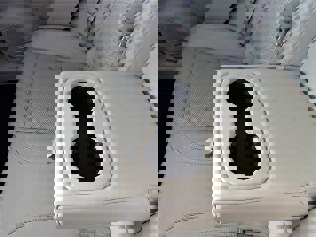 Used 2021 Buick Envision Essence w/ Technology Package I image 12