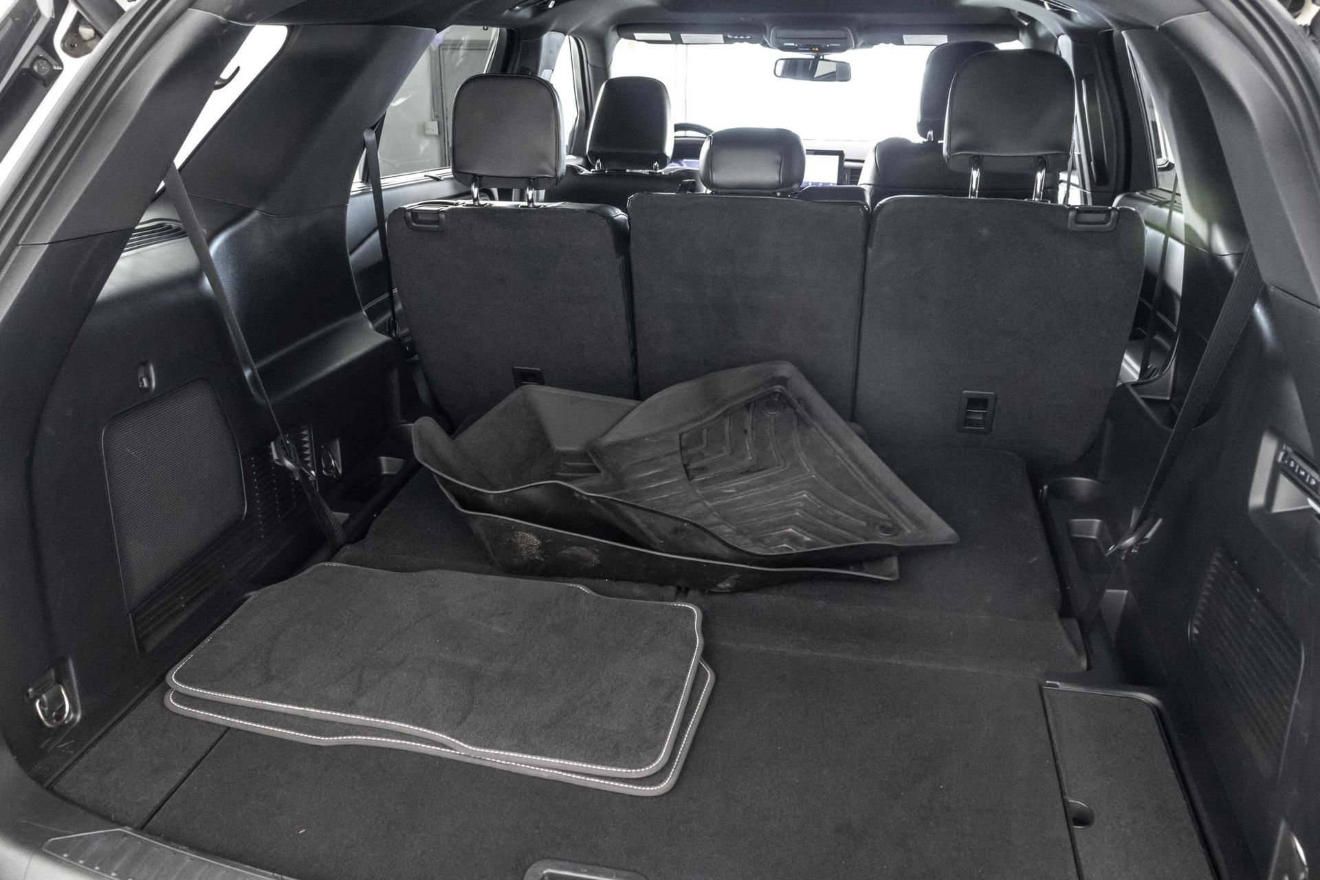 Used 2021 Ford Explorer ST w/ Equipment Group 401A AWD/4WD image 41