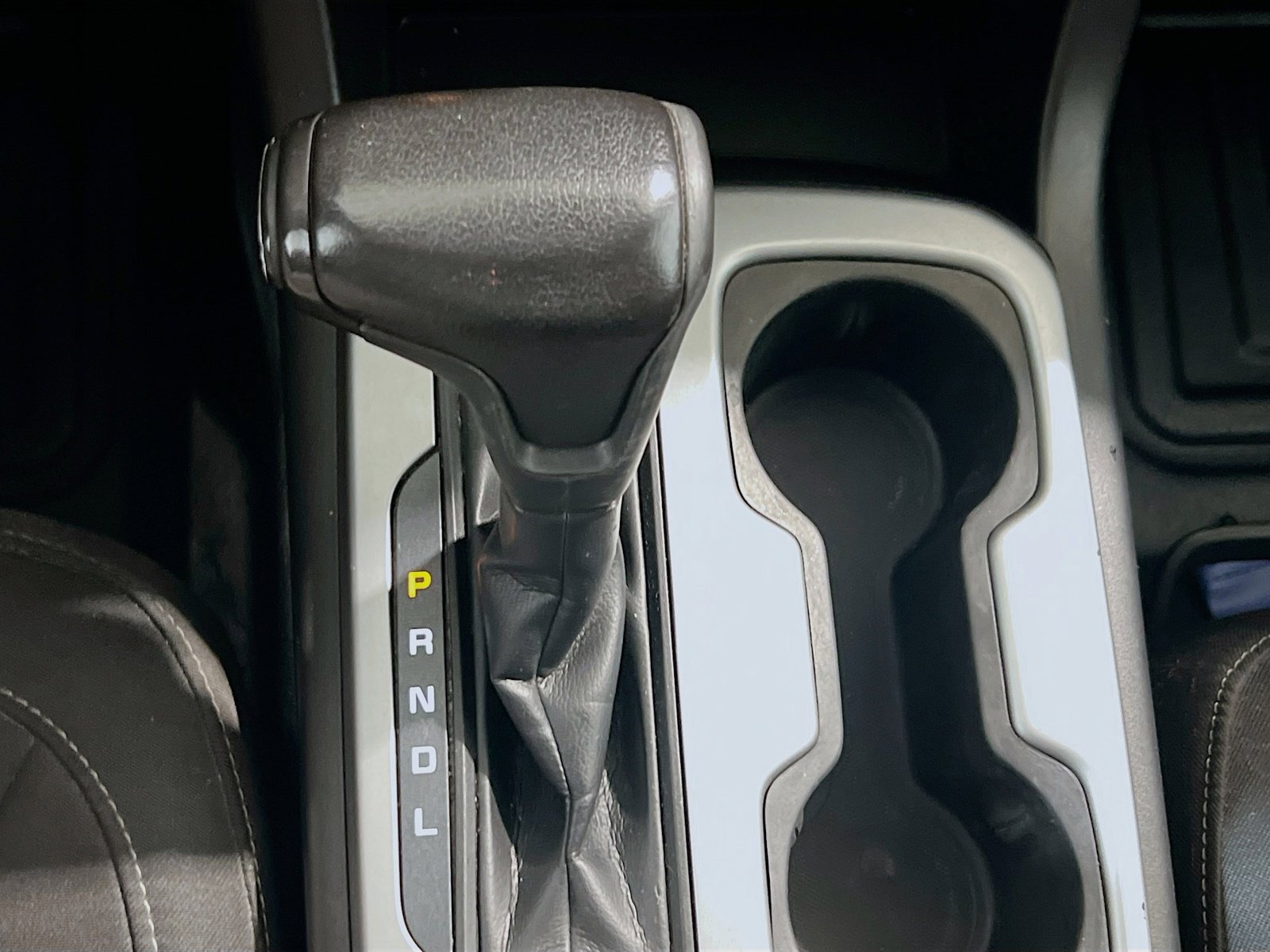 Used 2021 Chevrolet Colorado LT w/ Fleet Safety Package RWD image 12