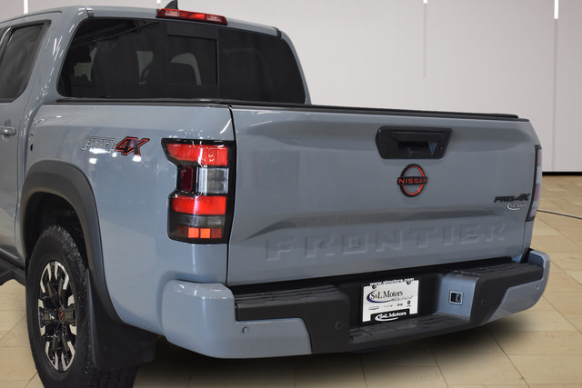 Used 2024 Nissan Frontier PRO-4X w/ Technology Package AWD/4WD image 32