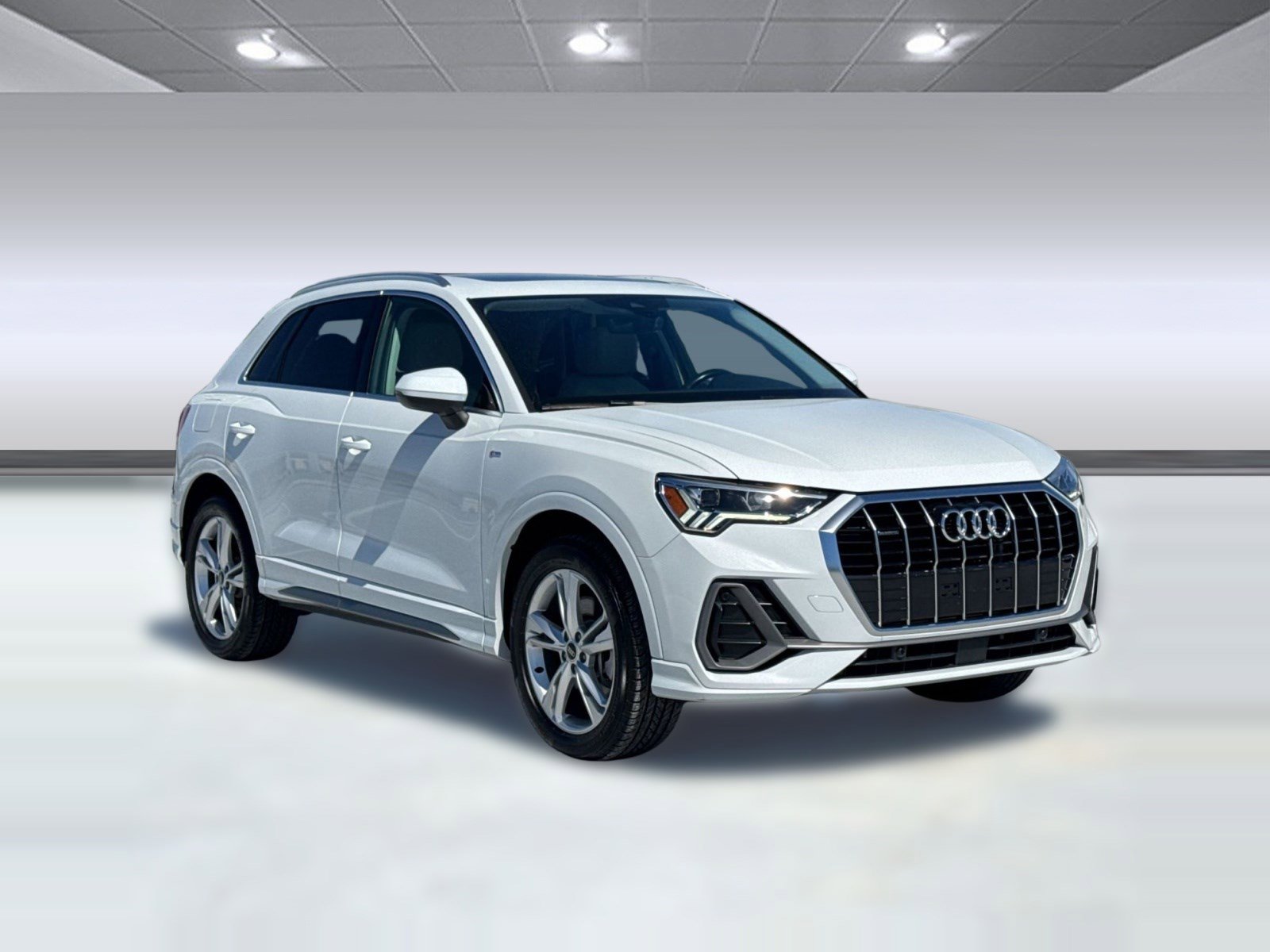 Used 2023 Audi Q3 2.0T Premium w/ Convenience Package AWD/4WD image 7