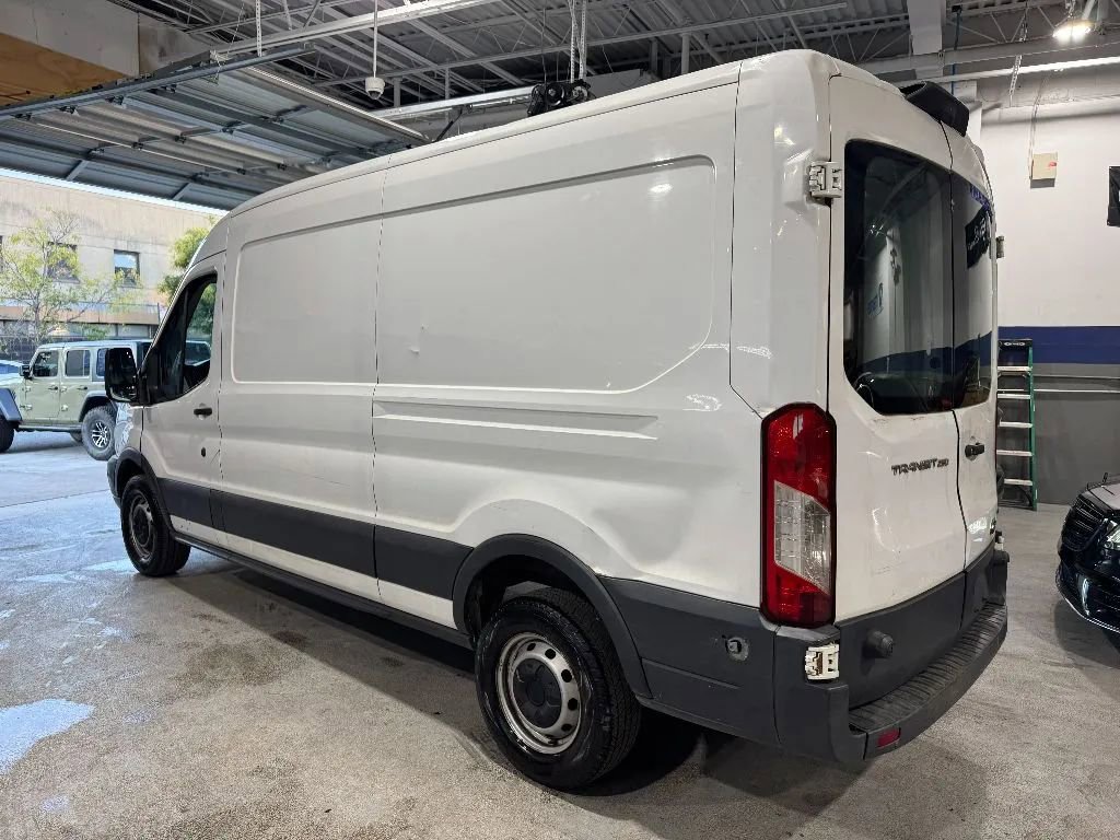 Used 2018 Ford Transit 250 148 Medium Roof image 6