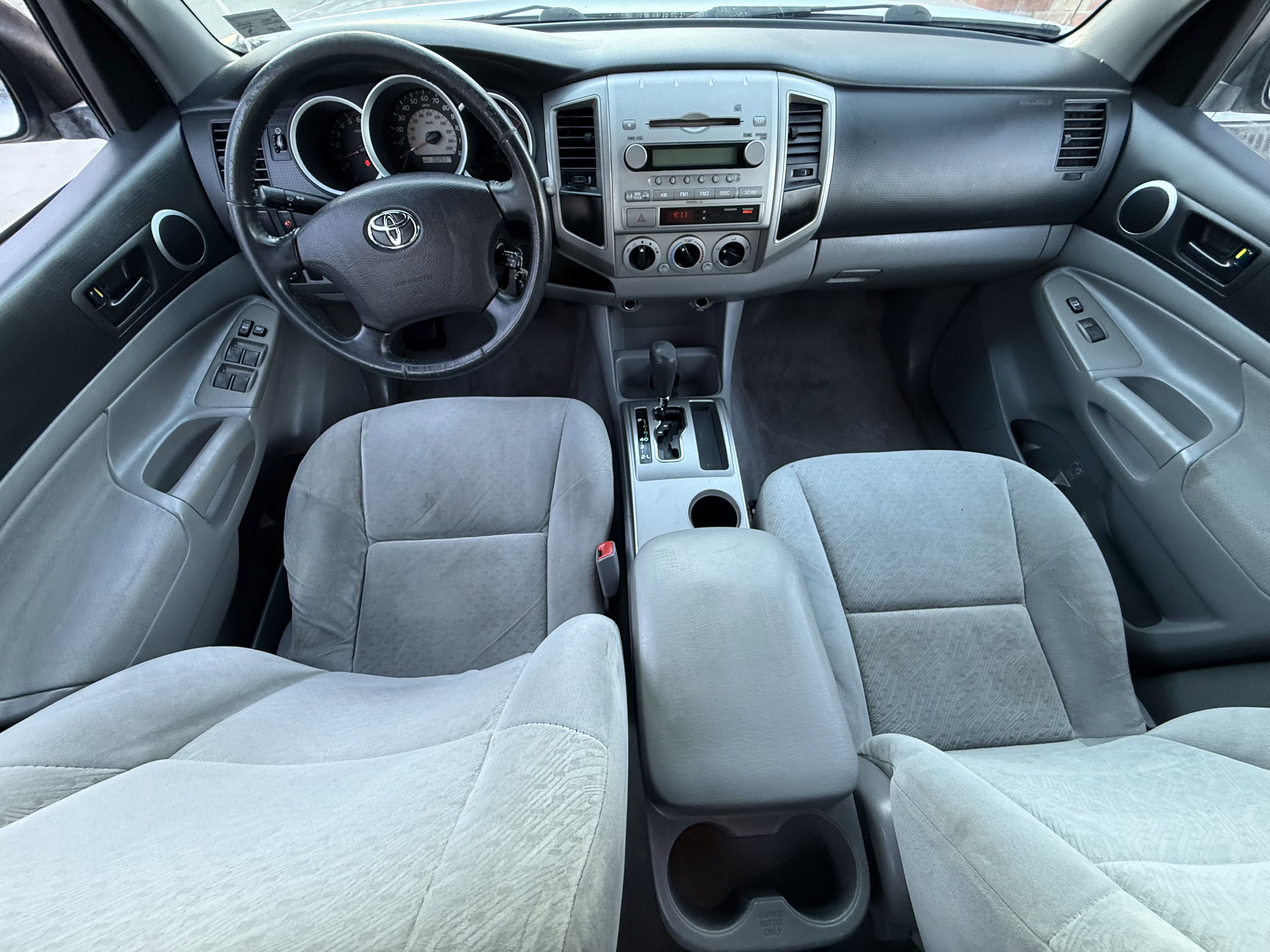 Used 2006 Toyota Tacoma PreRunner image 2