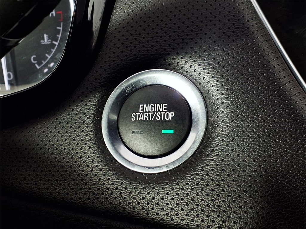 Used 2024 Cadillac XT5 Premium Luxury image 17