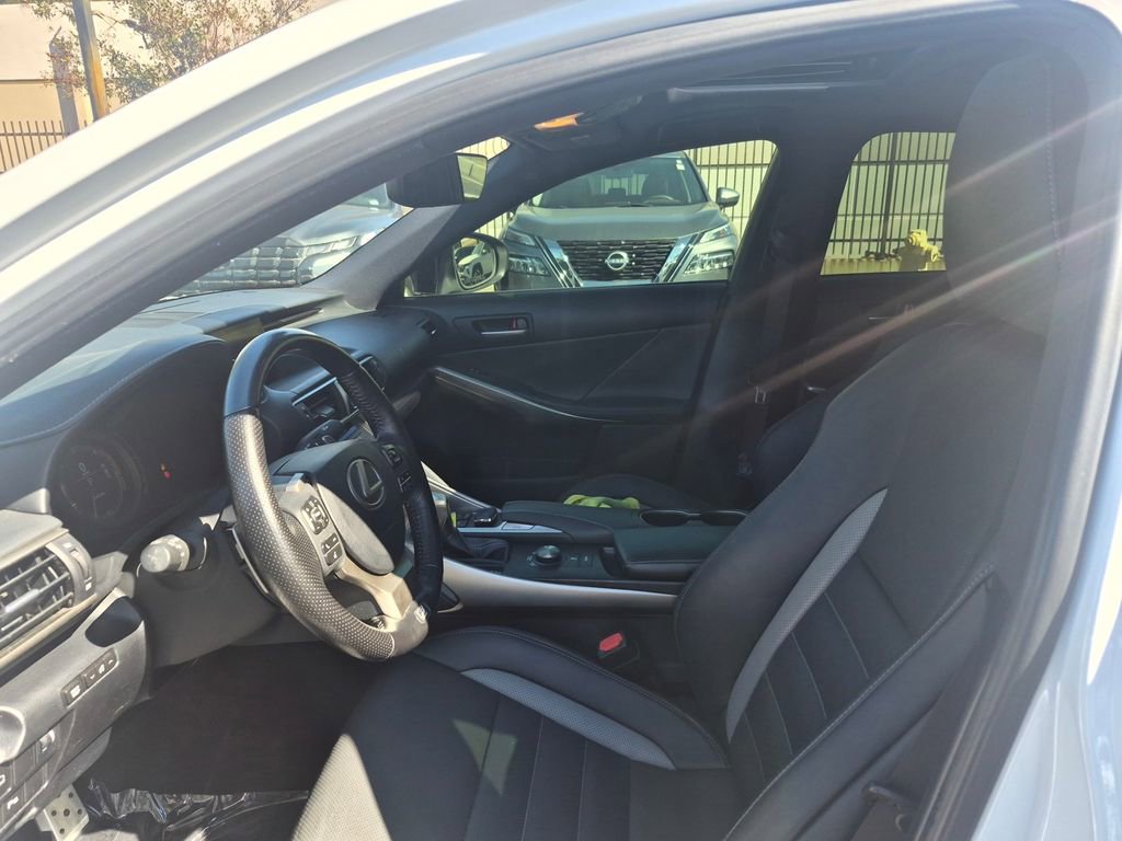 Used 2020 Lexus IS 300 F Sport w/ Blackline Edition image 13