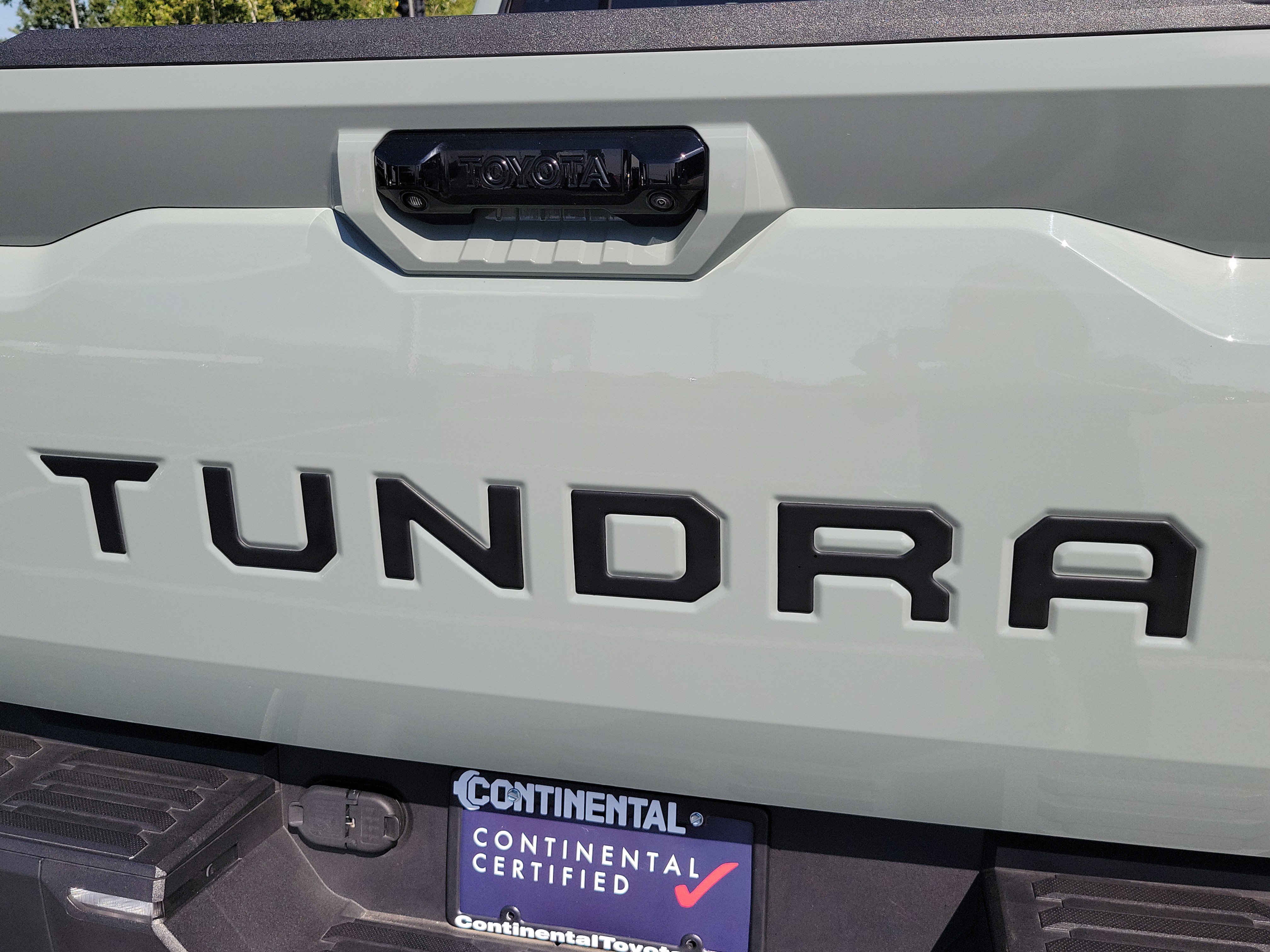 Used 2024 Toyota Tundra Limited w/ TRD Off-Road Package AWD/4WD image 8