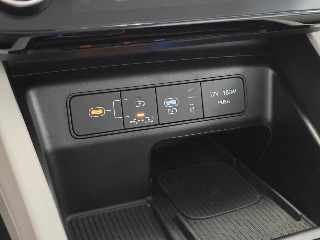 Used 2025 Hyundai Tucson SEL AWD/4WD image 34