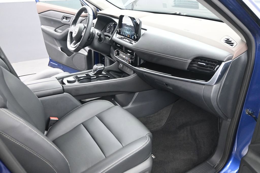 Used 2023 Nissan Rogue SL w/ SL Premium Package AWD/4WD image 26