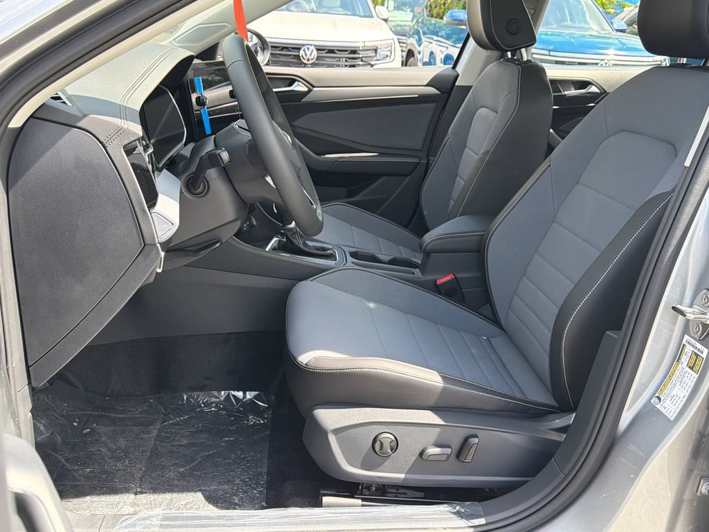 New 2026 Volkswagen Jetta SE FWD image 23