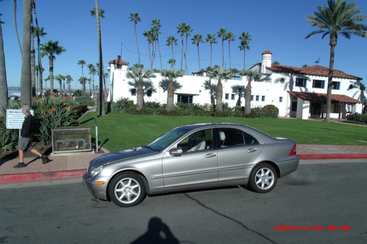 Used 2003 Mercedes-Benz C 320 C 320 4dr Sedan image 1