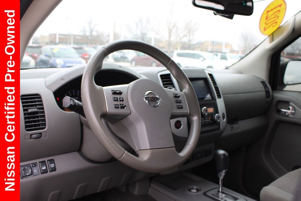 Certified 2021 Nissan Frontier SV image 17