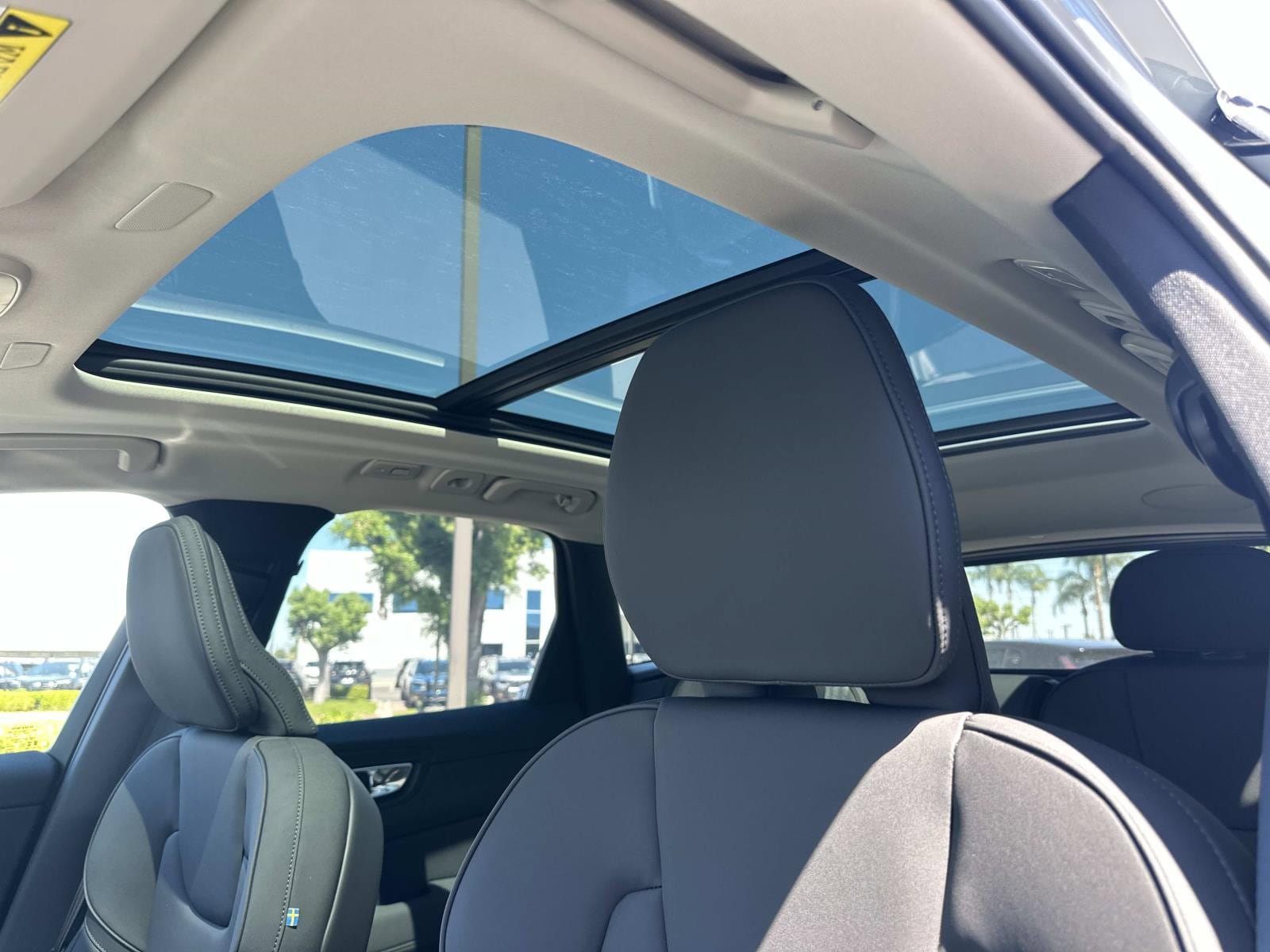New 2026 Volvo XC60 T8 Plus w/ Climate Package AWD/4WD image 24