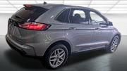 Used 2022 Ford Edge SEL w/ Convenience Package image 5