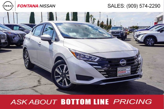 New 2025 Nissan Versa SV w/ Trunk Package image 1