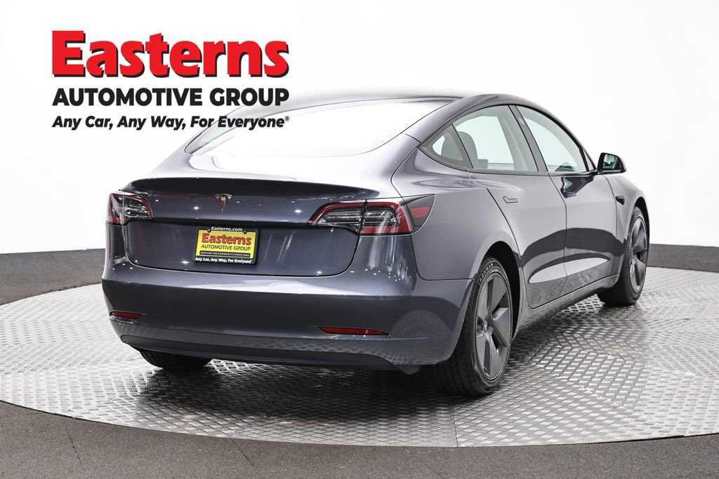 Used 2023 Tesla Model 3 Standard Range image 5