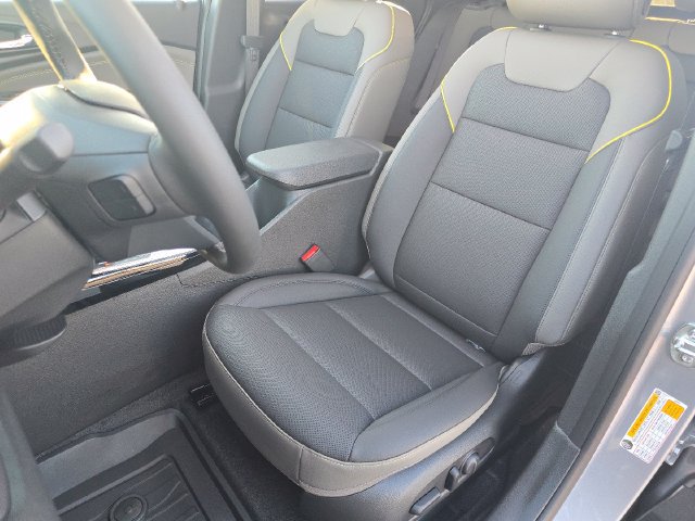 New 2026 Chevrolet Trax ACTIV w/ Sunroof Package FWD image 20