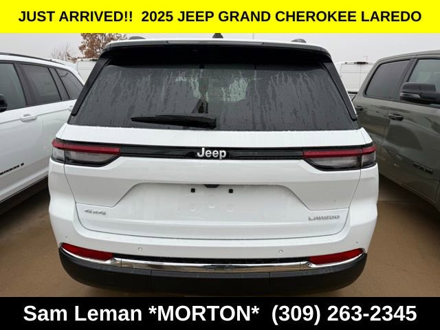 New 2025 Jeep Grand Cherokee Laredo w/ Luxury Tech Group I image 12