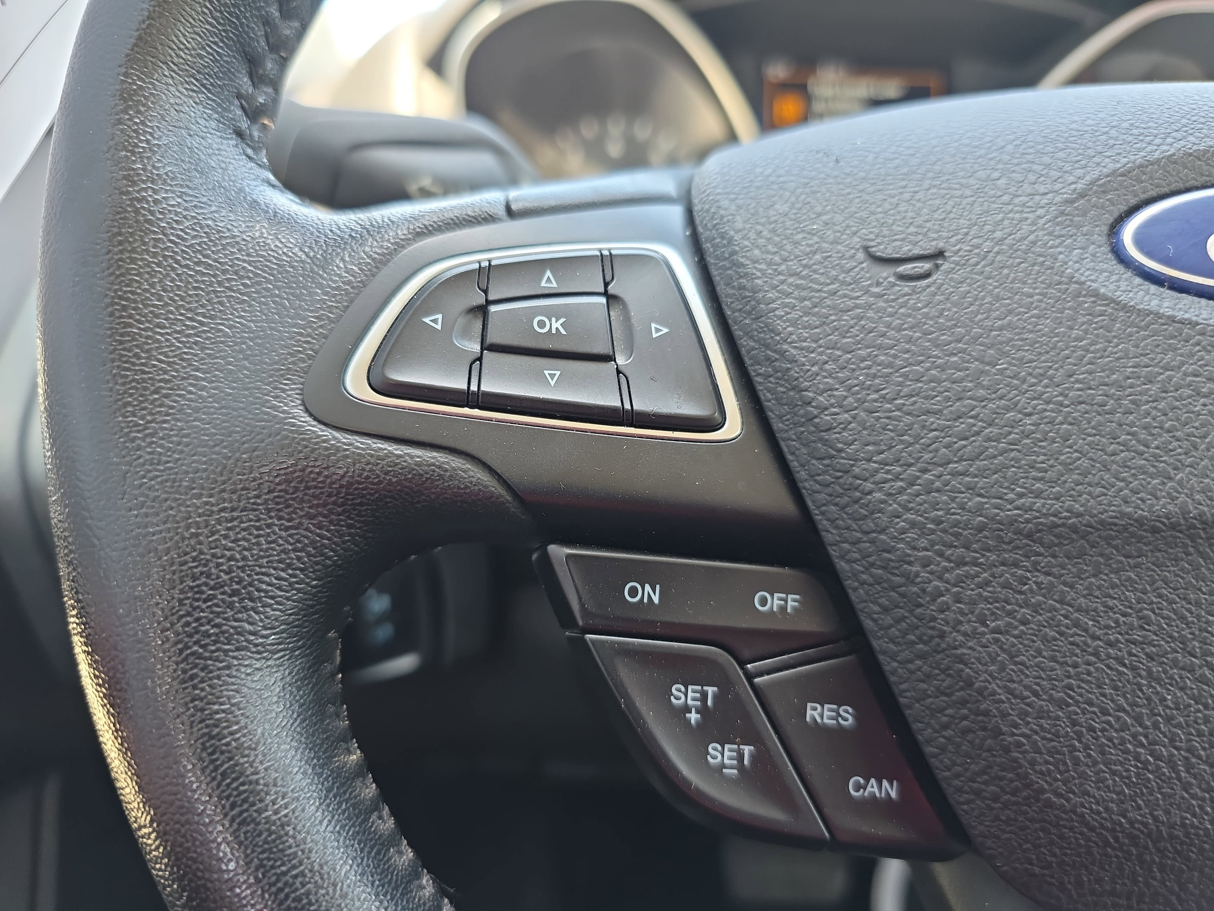 Used 2017 Ford Focus Titanium FWD image 16