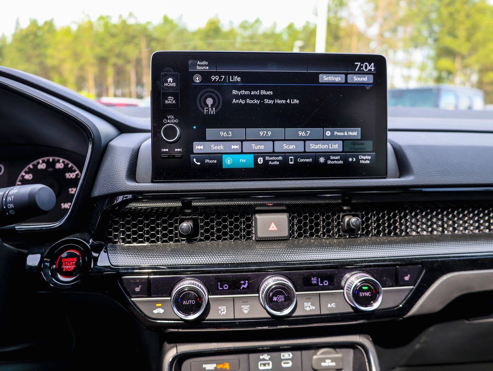 Used 2025 Honda CR-V EX-L image 17
