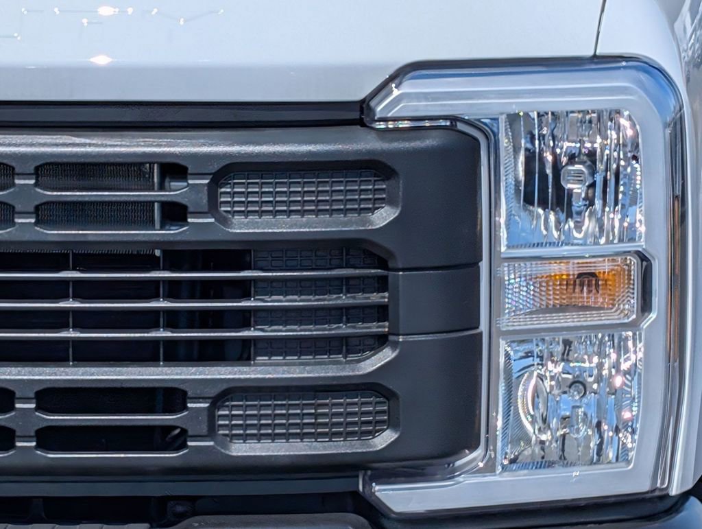 New 2026 Ford F350 XL AWD/4WD image 10