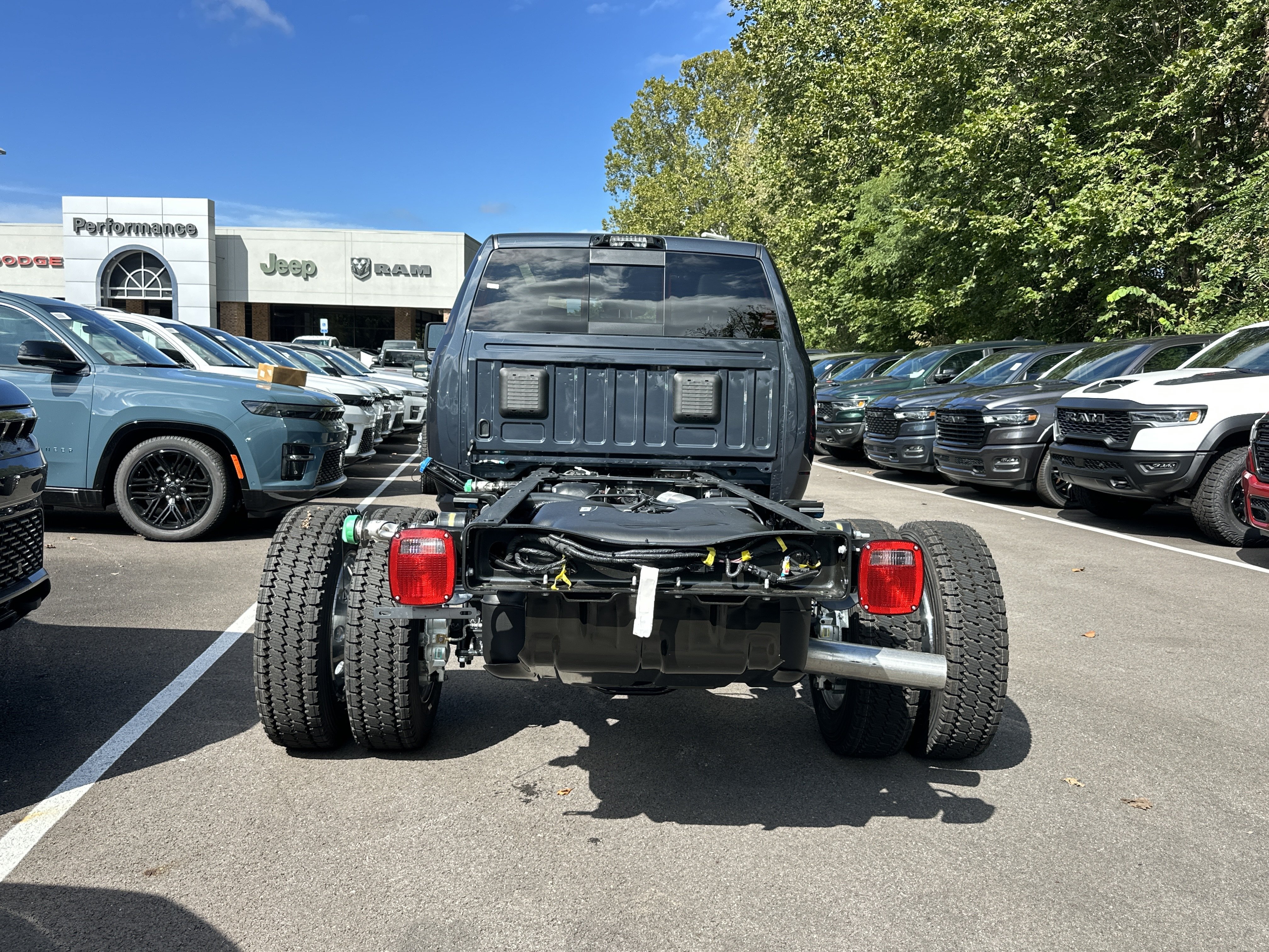 New 2027 RAM 5500 4x4 Crew Cab w/ Laramie Trim Package image 17