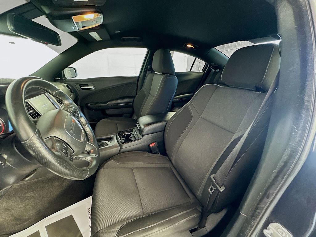 Used 2018 Dodge Charger SXT Plus w/ Blacktop Package image 21