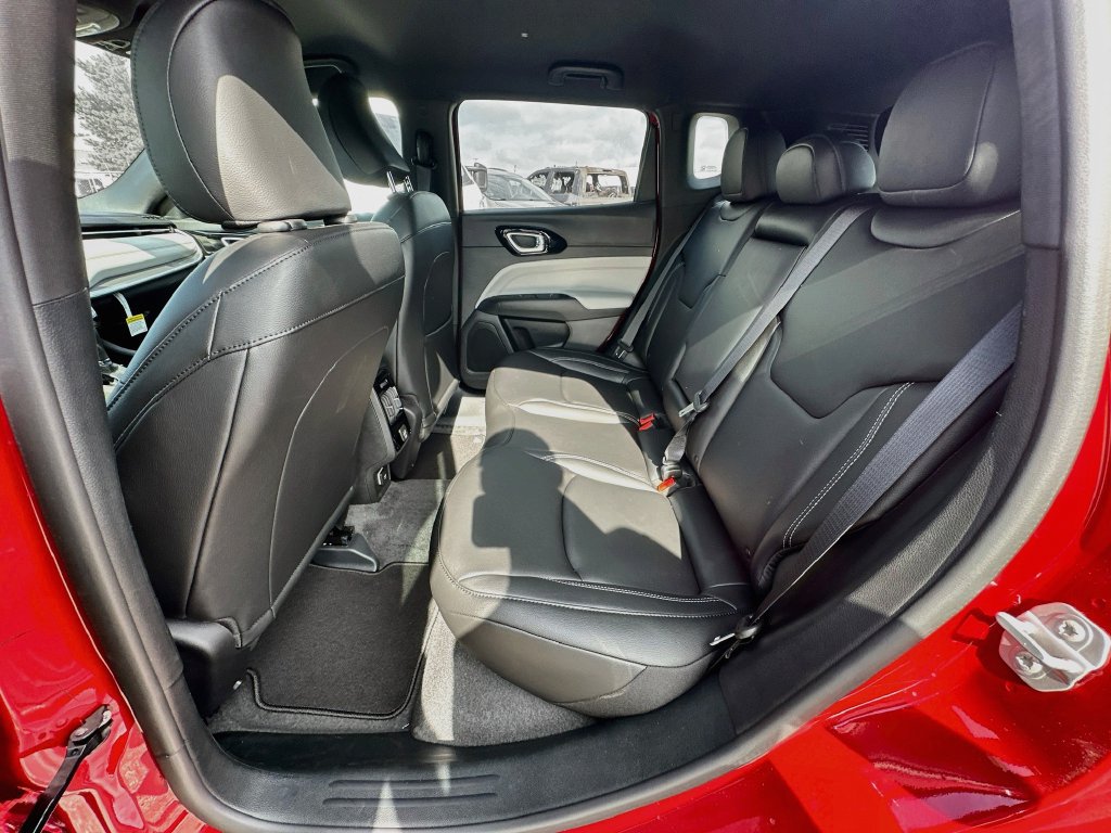 New 2026 Jeep Compass Limited AWD/4WD image 29