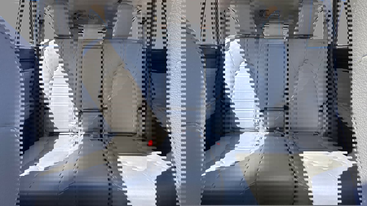 Used 2022 Toyota Highlander XLE image 14