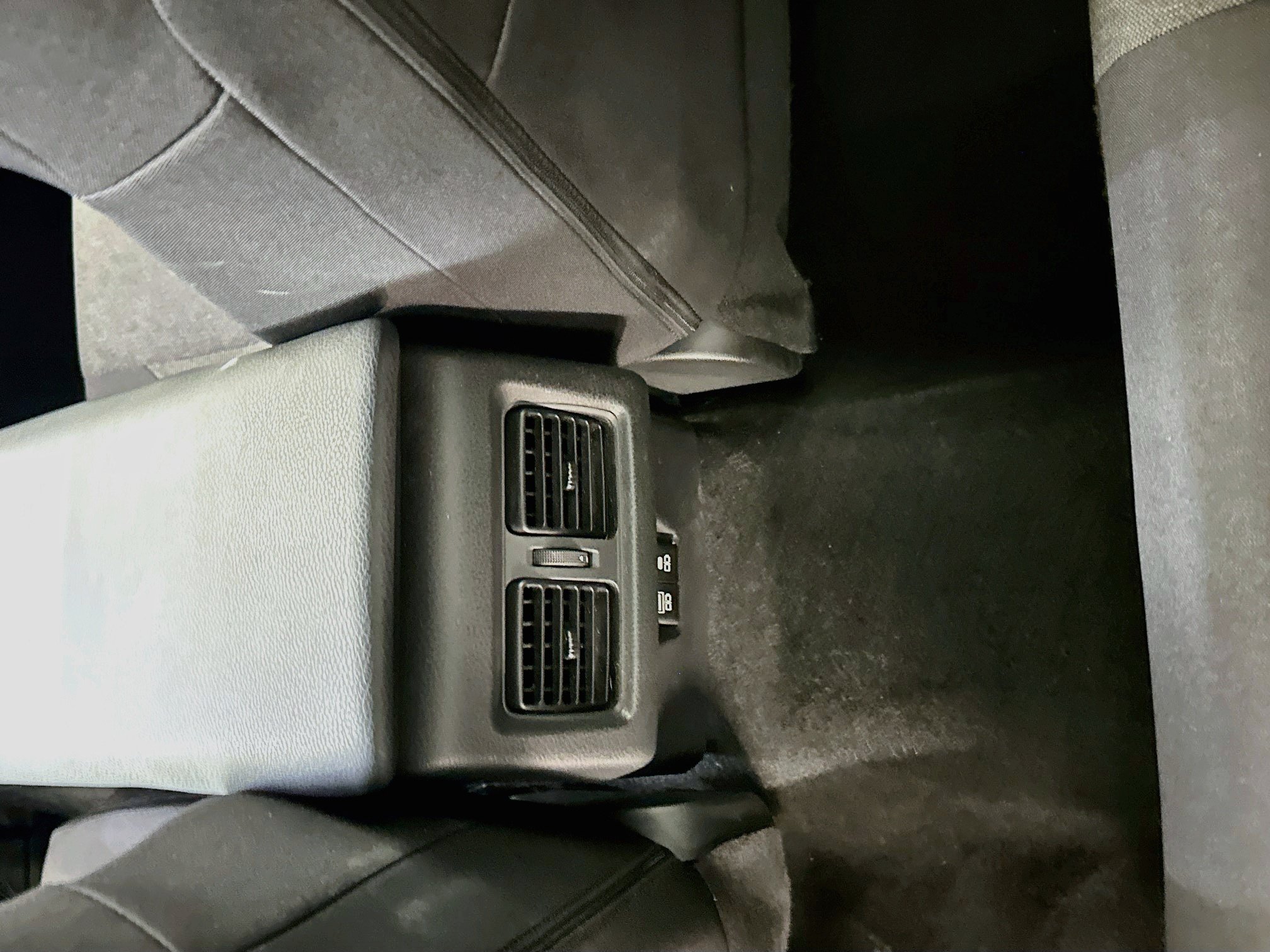 Used 2026 Toyota Camry SE FWD image 27