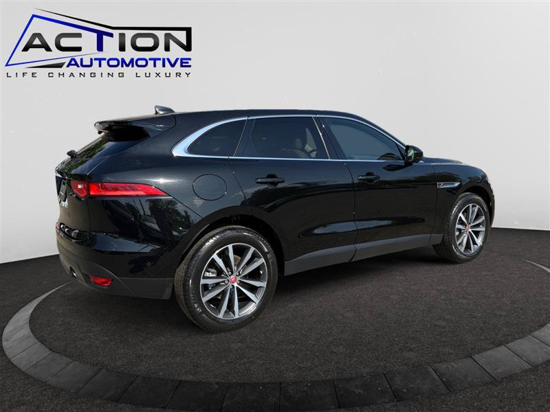 Used 2020 Jaguar F-PACE Prestige image 8