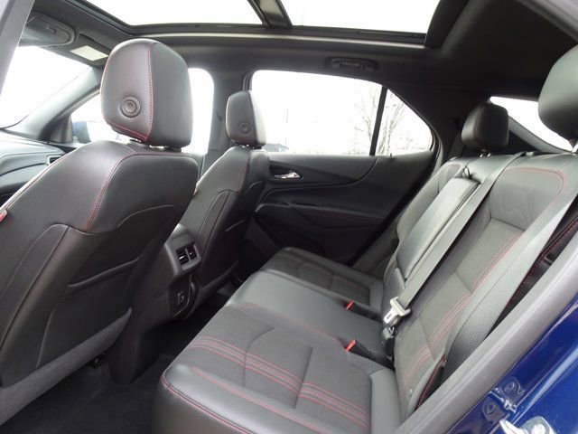 Used 2022 Chevrolet Equinox RS image 15