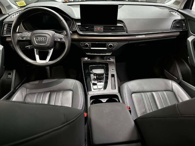Used 2023 Audi Q5 2.0T Premium Plus w/ Premium Plus Package AWD/4WD image 16