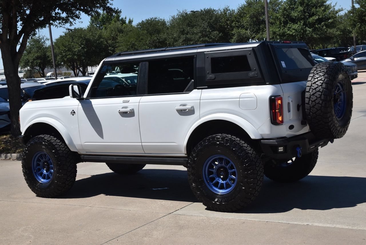 Used 2022 Ford Bronco Outer Banks AWD/4WD image 11