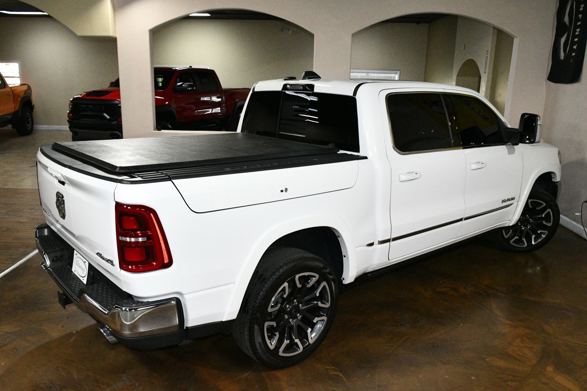 Used 2025 RAM 1500 Limited AWD/4WD image 79