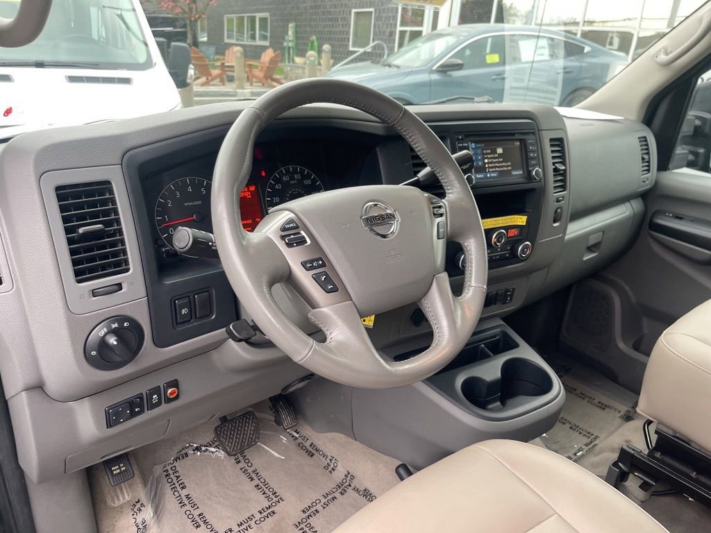 Used 2021 Nissan NV 3500 SL RWD image 9