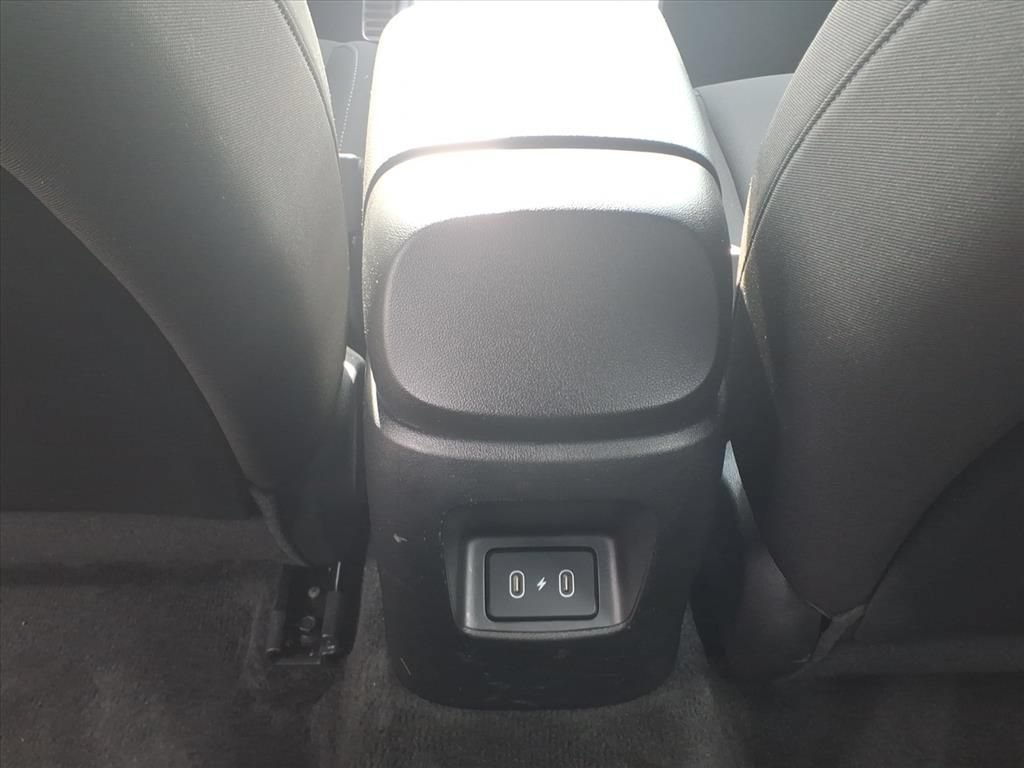 Used 2025 Hyundai Elantra Sport FWD image 23