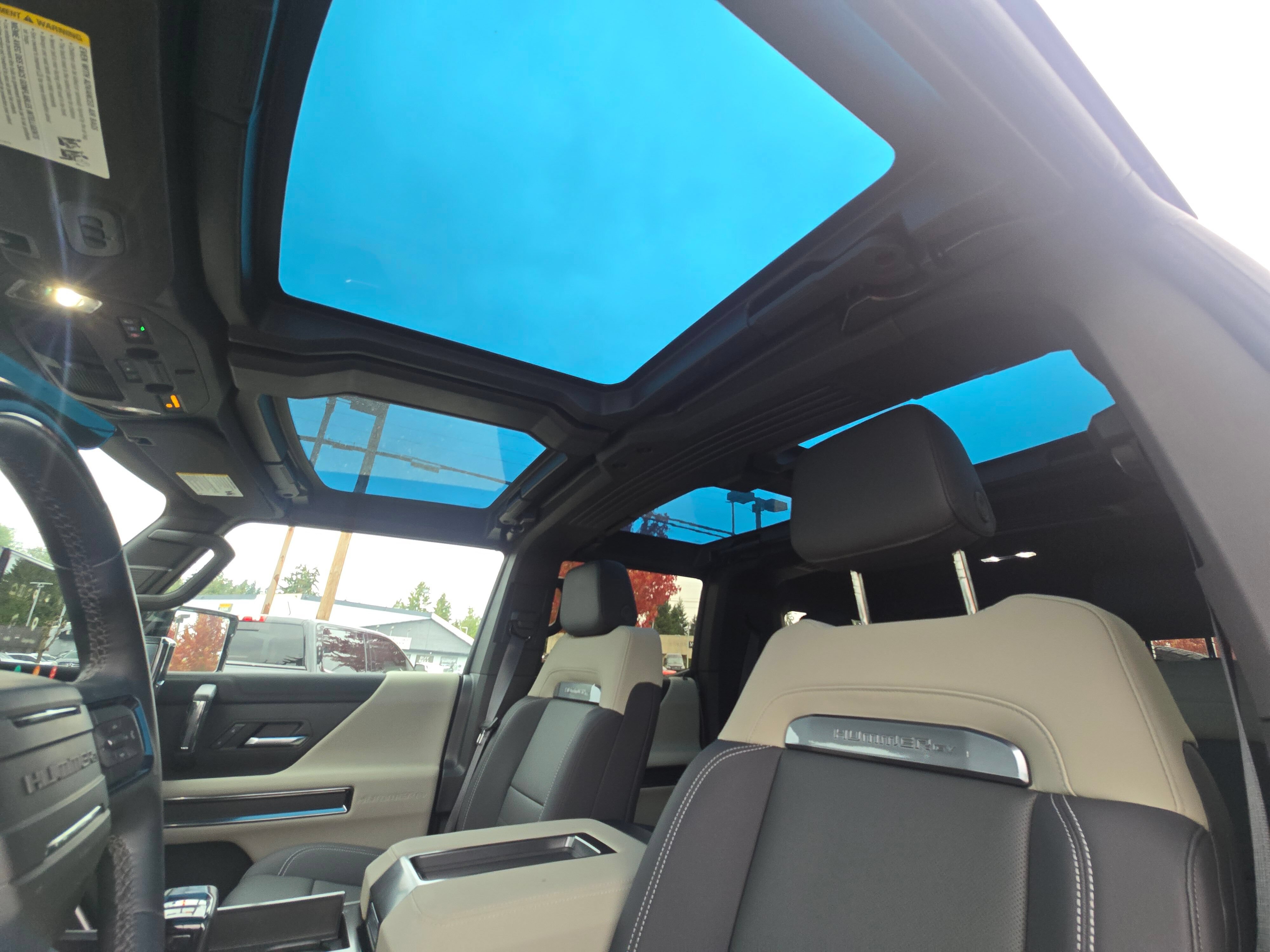 New 2026 GMC Hummer EV SUV w/ LPO, Dark Essentials Package AWD/4WD image 14