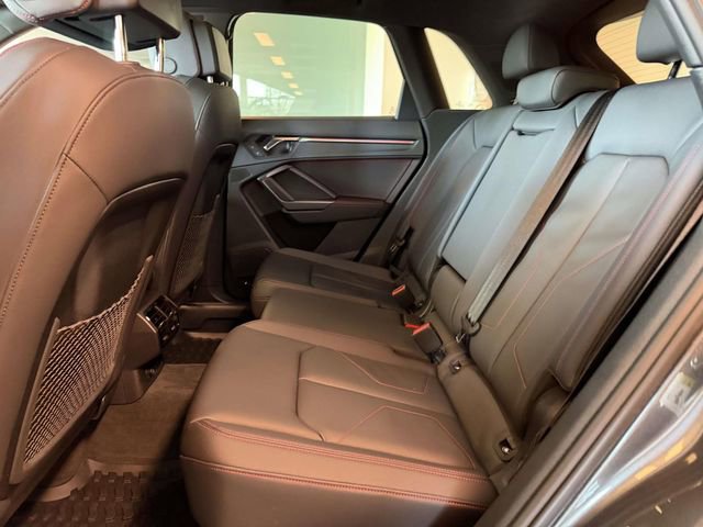 Certified 2025 Audi Q3 2.0T Premium Plus w/ Premium Plus Package image 15