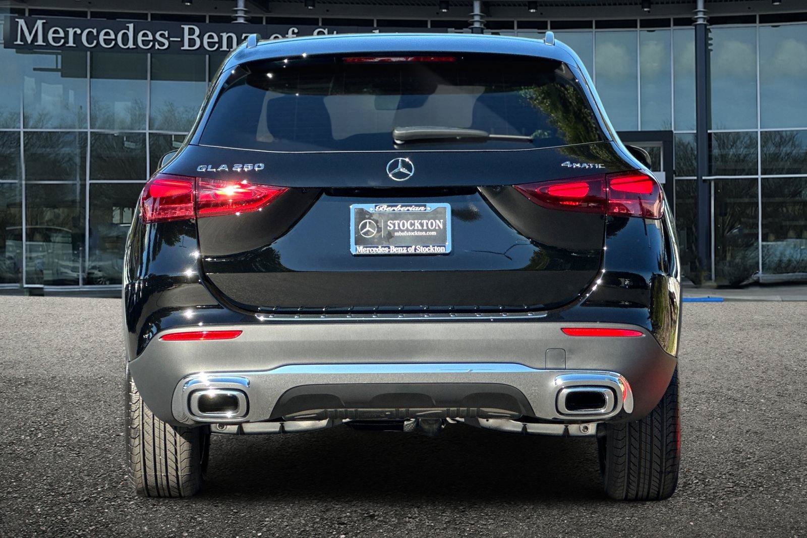 New 2026 Mercedes-Benz GLA 250 4MATIC image 5
