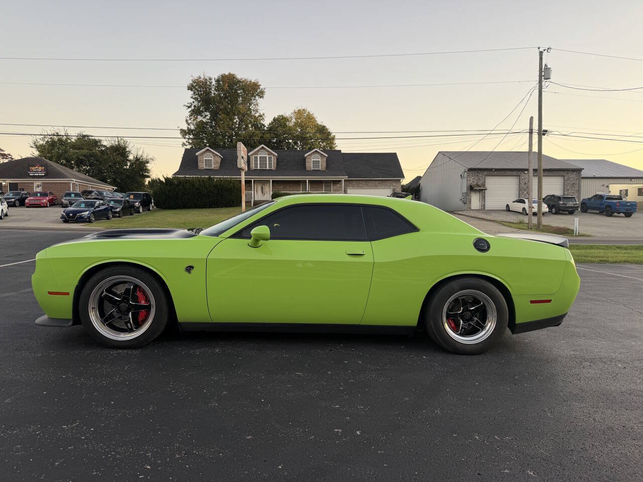 Used 2015 Dodge Challenger SRT Hellcat RWD image 11