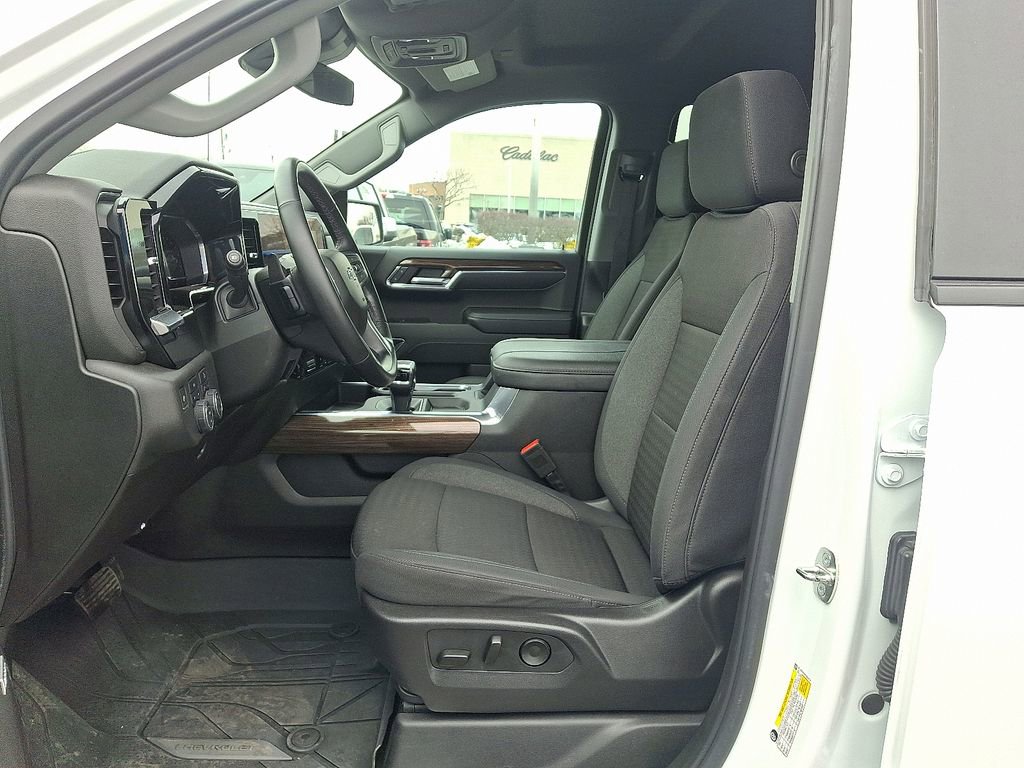 Certified 2024 Chevrolet Silverado 1500 RST w/ Rally Edition image 14