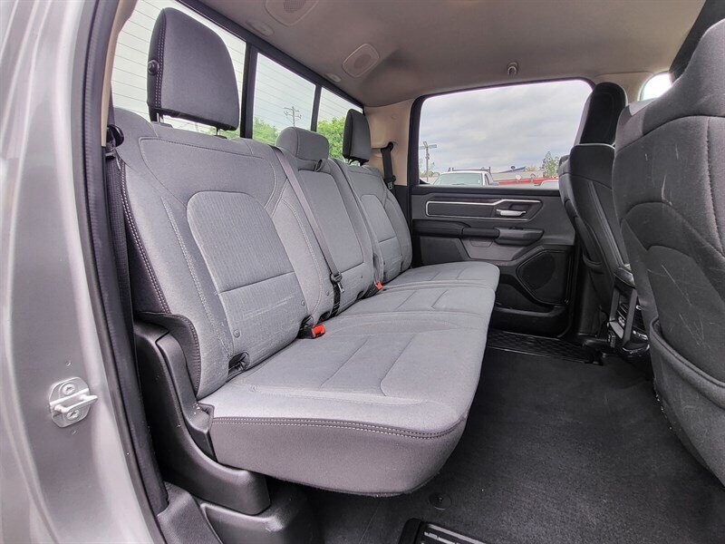 Used 2019 RAM 1500 Big Horn AWD/4WD image 15