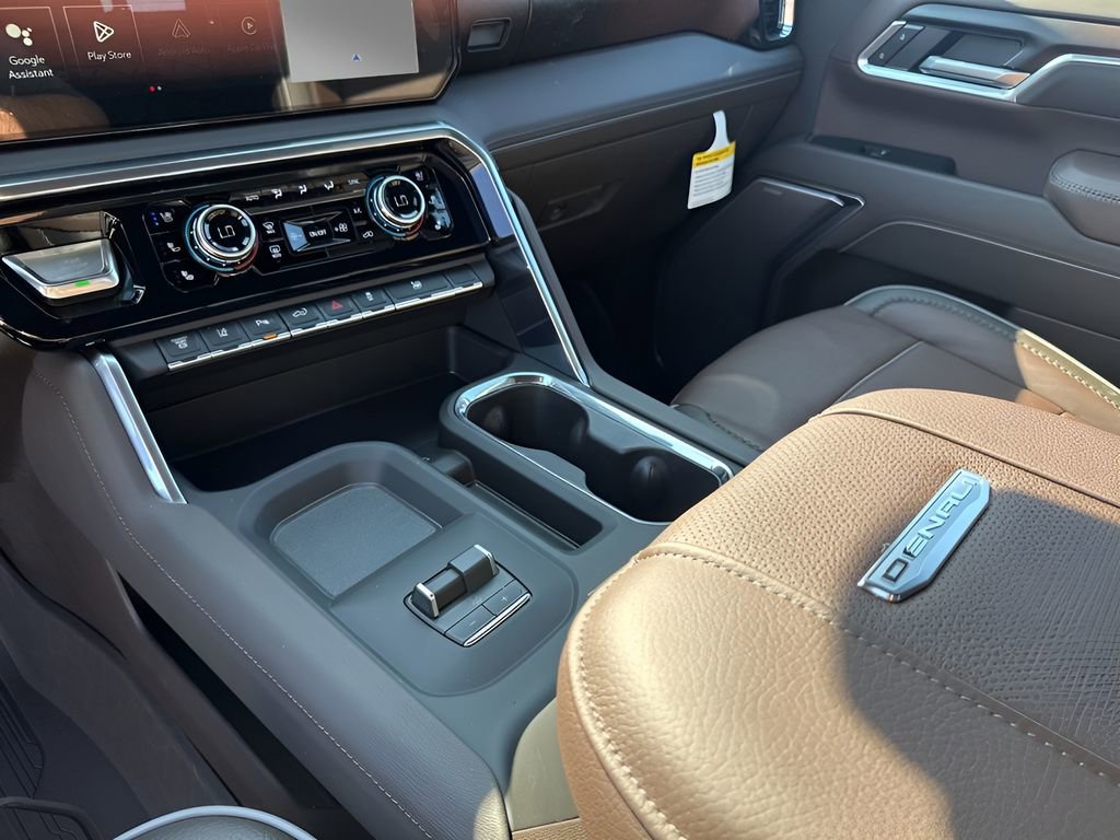 New 2026 GMC Sierra 3500 Denali w/ Denali Reserve Package image 36