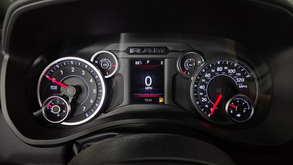 New 2026 RAM 1500 4x4 Crew Cab image 16